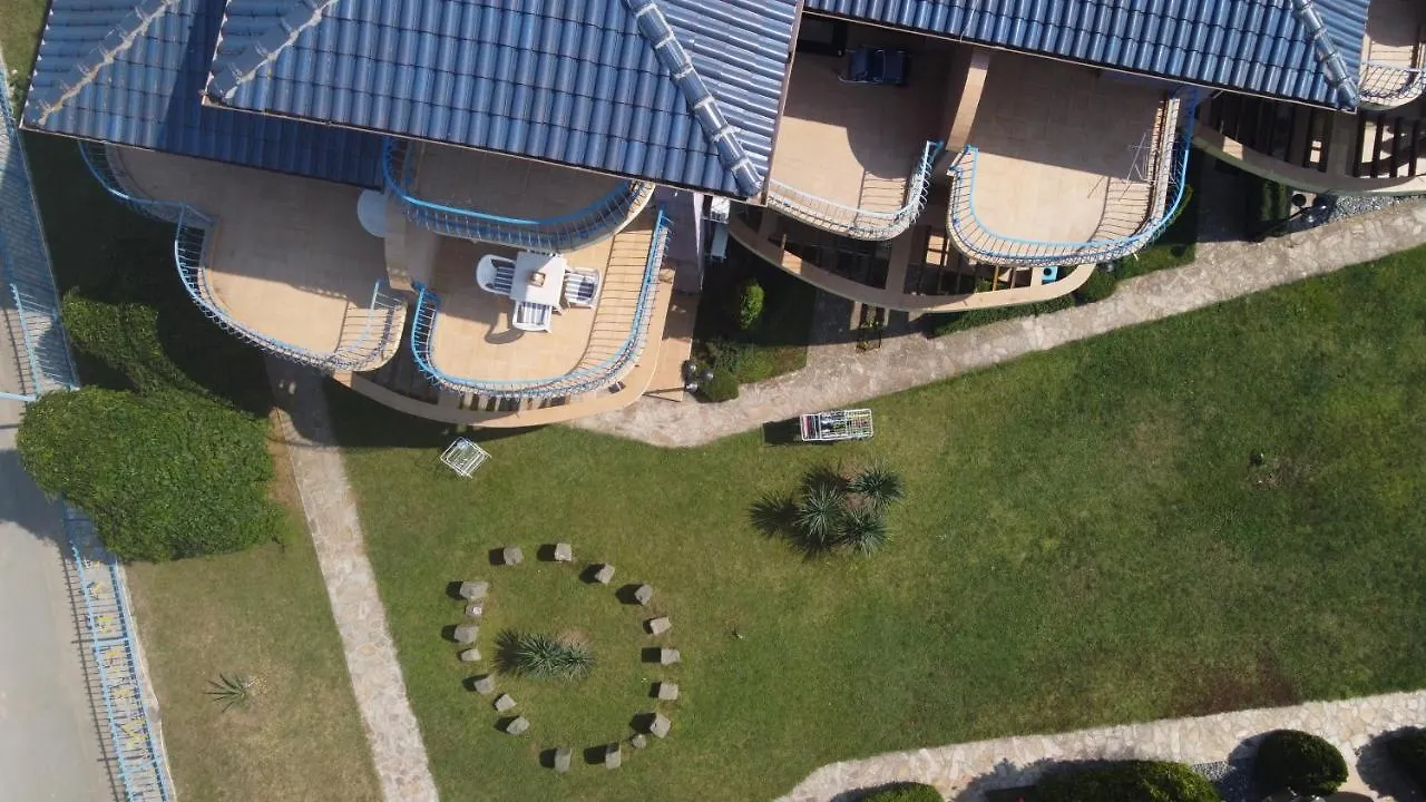 Garden Beach Apartment Sozopol