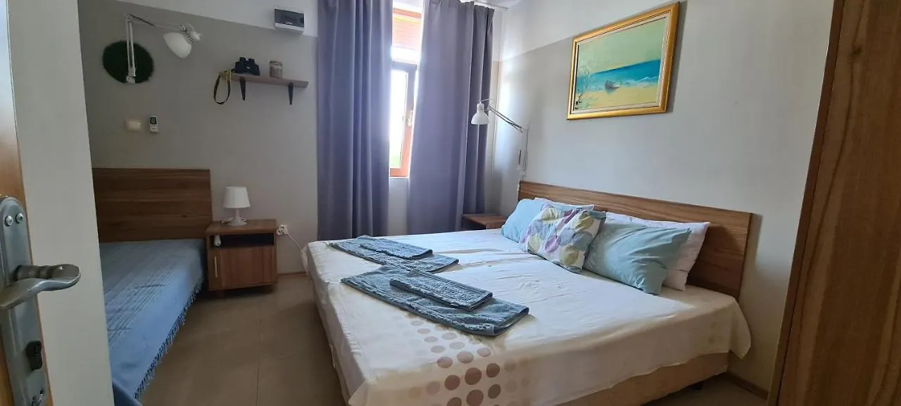 Garden Beach Apartment 索佐波尔