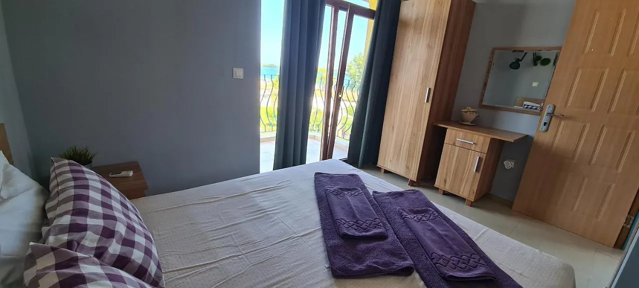 Garden Beach Apartment Sozopol