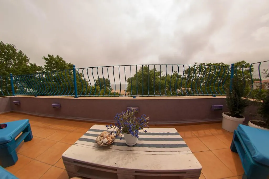 Garden Beach Apartment Sozopol