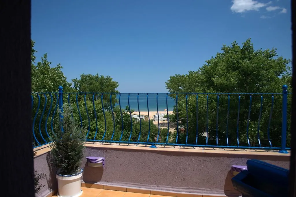 Garden Beach Apartment Sozopol